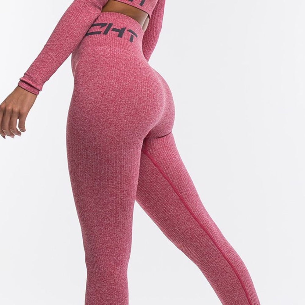 Echt Arise Comfort Pink Gym Set - Crop Top and Leggings